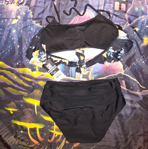 Floral Printing Flounce Ruffled Halter Bikini | Shekini - Picture 7 of 15